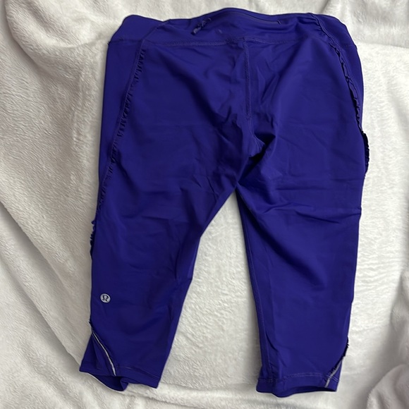 Lululemon Run: Fast and Free crop leggings size 6. - Picture 2 of 4